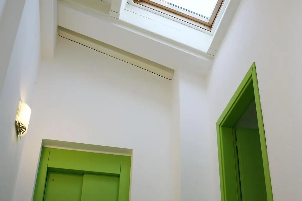 Ostello Locanda Degli Acrobati Brescia Hostel
